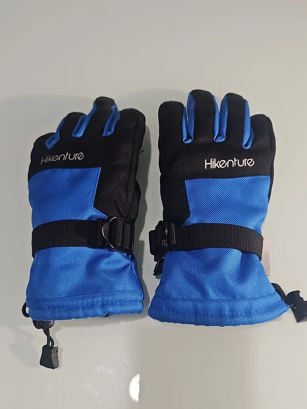 EUC 3M Thinsulate Kids Blue and Black Insulated Gloves by Hikenture Medium